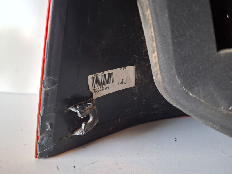 Recambio de piloto trasero derecho para dacia sandero k9k796 referencia OEM IAM 62421002  