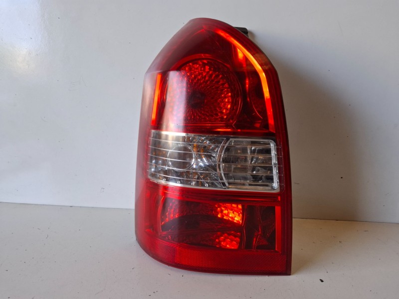 Recambio de piloto trasero izquierdo para hyundai tucson (jm) d4ea referencia OEM IAM 924012E010  