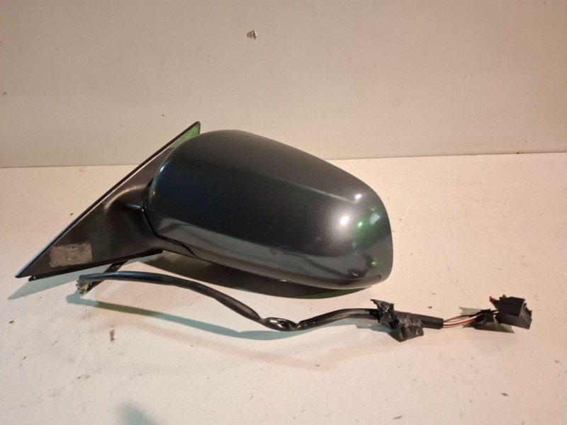 Recambio de retrovisor izquierdo para audi a3 (8p1) bkd referencia OEM IAM   
