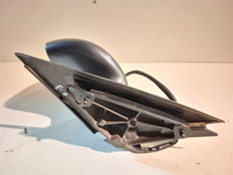 Recambio de retrovisor izquierdo para audi a3 (8p1) bkd referencia OEM IAM   
