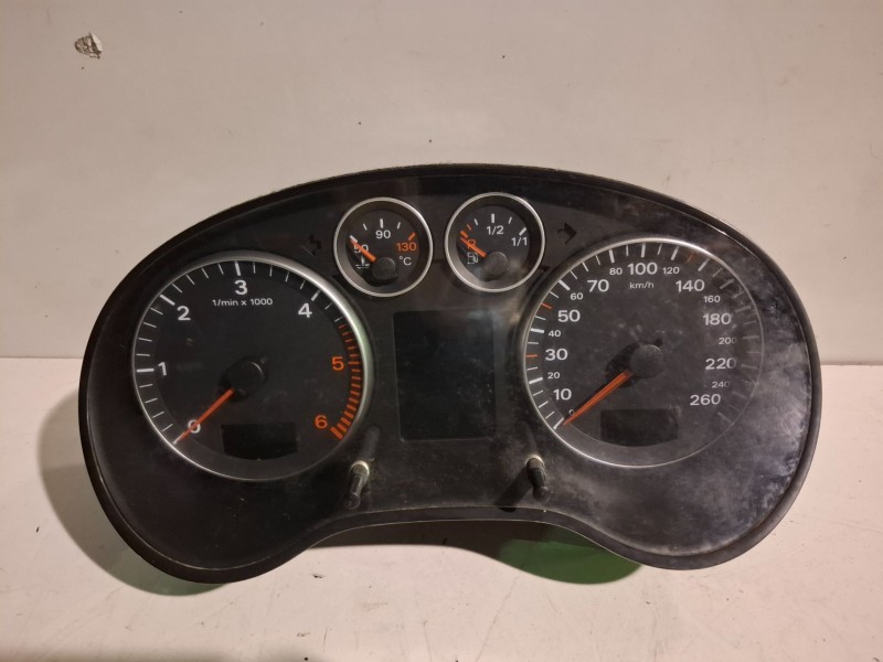 Recambio de cuadro instrumentos para audi a3 (8p1) bls referencia OEM IAM 8P0920930R  