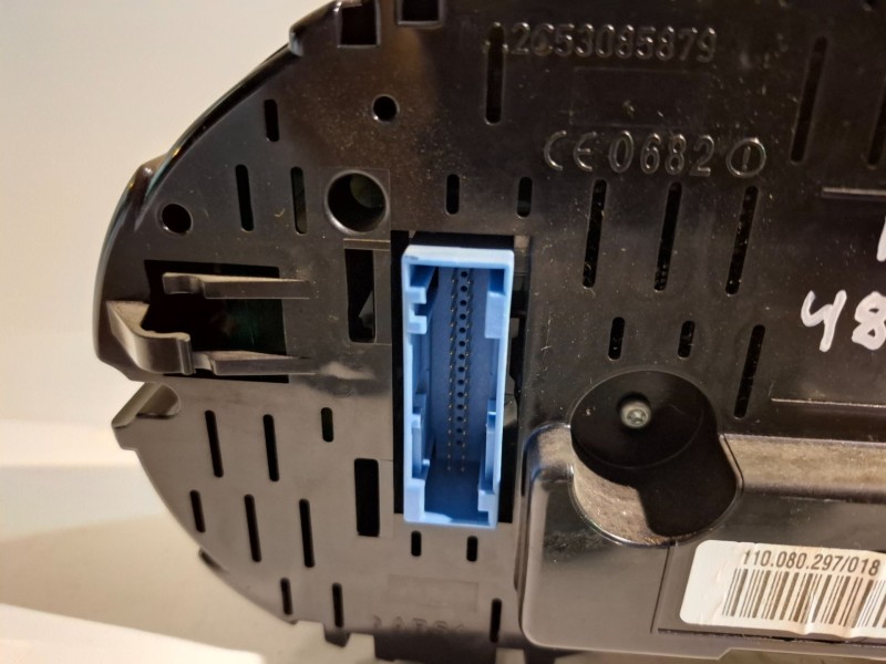 Recambio de cuadro instrumentos para audi a3 (8p1) bls referencia OEM IAM 8P0920930R  