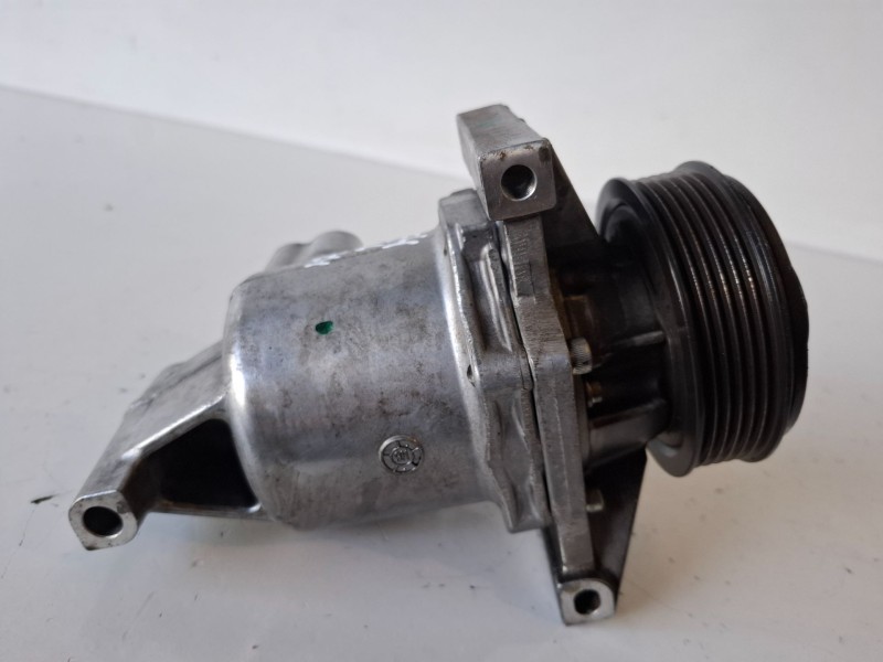 Recambio de compresor aire acondicionado para dacia dokker referencia OEM IAM 926008942RB  