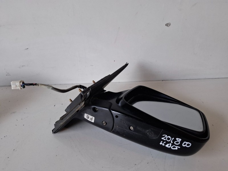 Recambio de retrovisor derecho para nissan x-trail (t30) yd22 referencia OEM IAM   