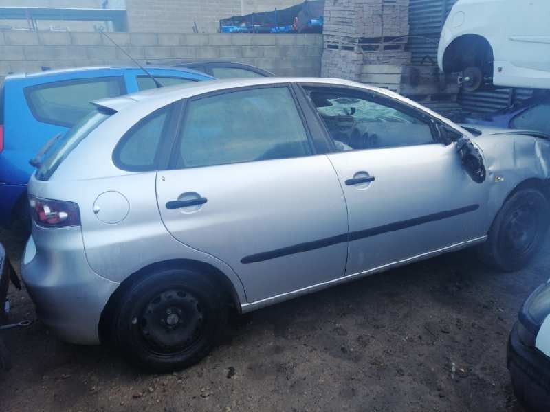 seat ibiza (6l1) del año 2006