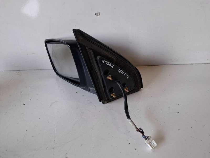 Recambio de retrovisor izquierdo para nissan x-trail (t30) yd22 referencia OEM IAM   
