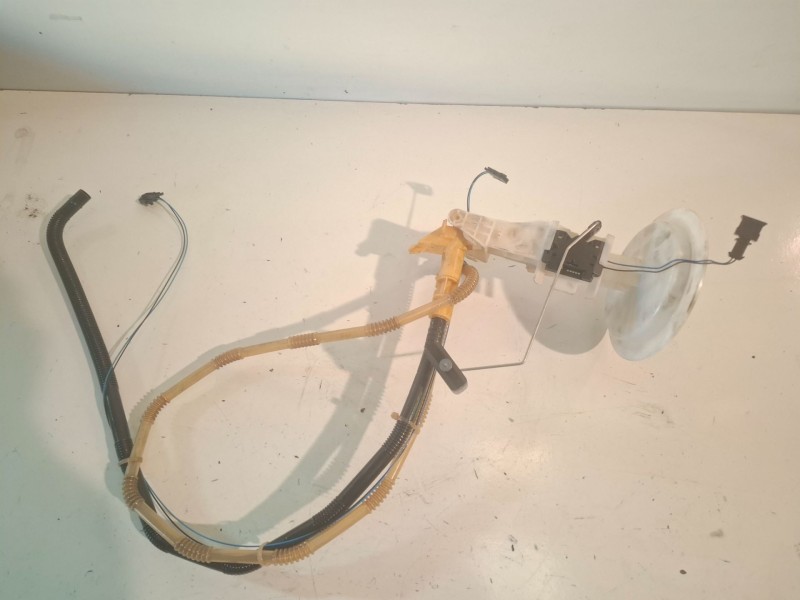 Recambio de aforador para audi a6 avant (4f5) bmk referencia OEM IAM 4F0201317  