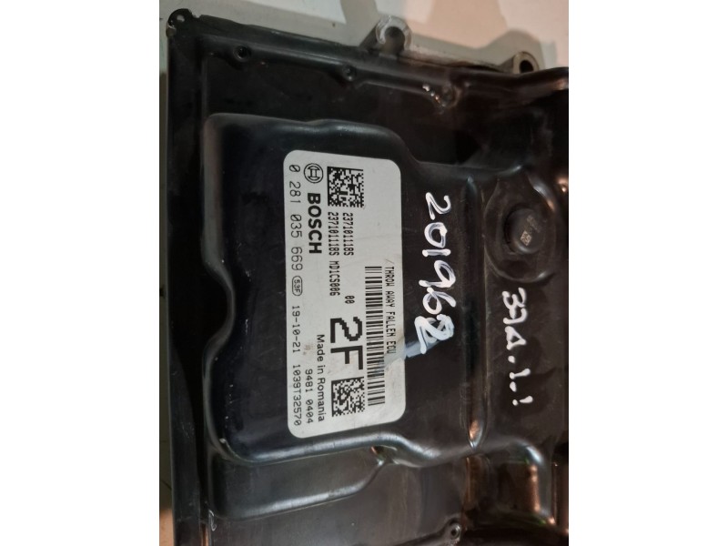 Recambio de centralita motor uce para dacia dokker express k9k872 referencia OEM IAM 0281035669  