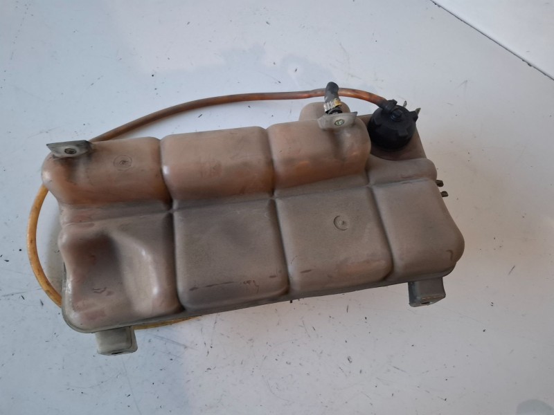 Recambio de deposito expansion para iveco daily camión/volquete 814043b referencia OEM IAM   
