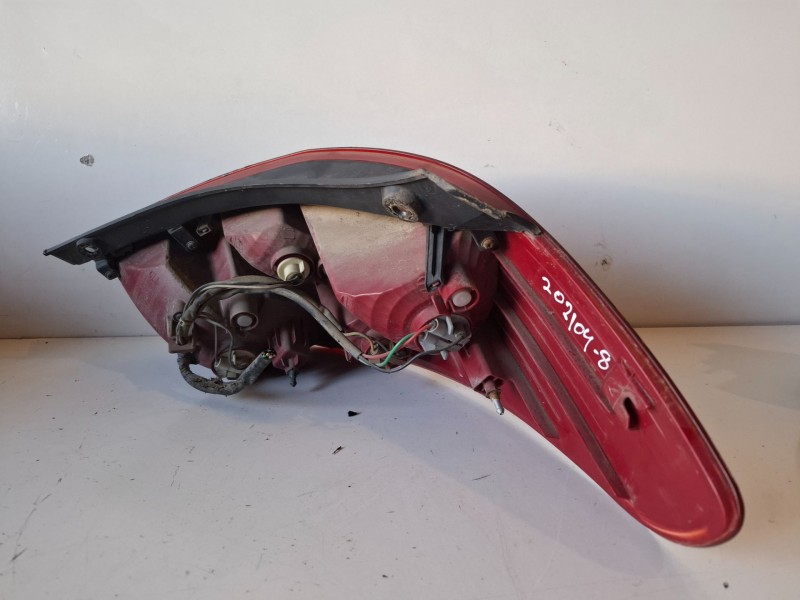 Recambio de piloto trasero izquierdo para hyundai i20 (pb) d4fc referencia OEM IAM   