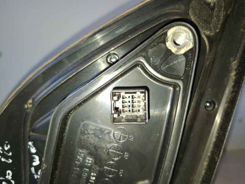 Recambio de retrovisor derecho para hyundai i20 (pb) d4fc referencia OEM IAM   