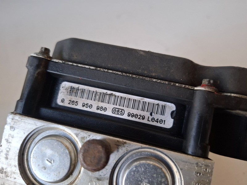 Recambio de abs para hyundai i20 (pb) d4fc referencia OEM IAM 0265238004  