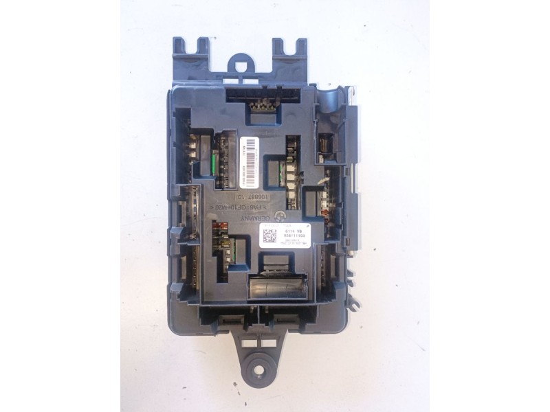 Recambio de caja reles / fusibles para bmw serie 3 berlina (f30) n47d20c referencia OEM IAM 926111103  