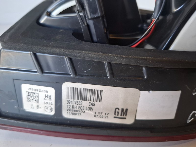 Recambio de piloto trasero derecho para opel insignia b sports tourer b16dth referencia OEM IAM 39107533  