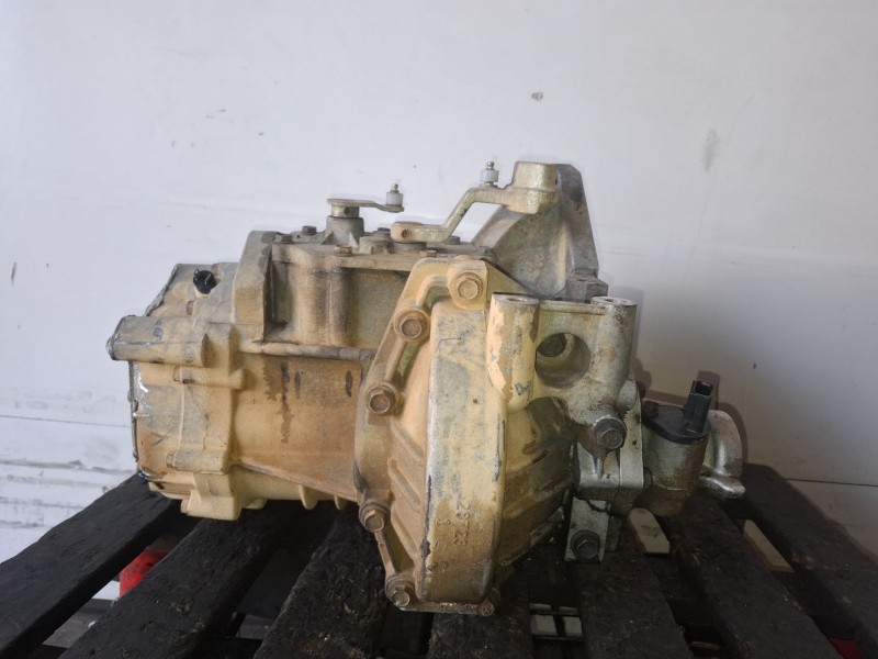 Recambio de caja cambios para chrysler voyager (rg) vm07c referencia OEM IAM T850  