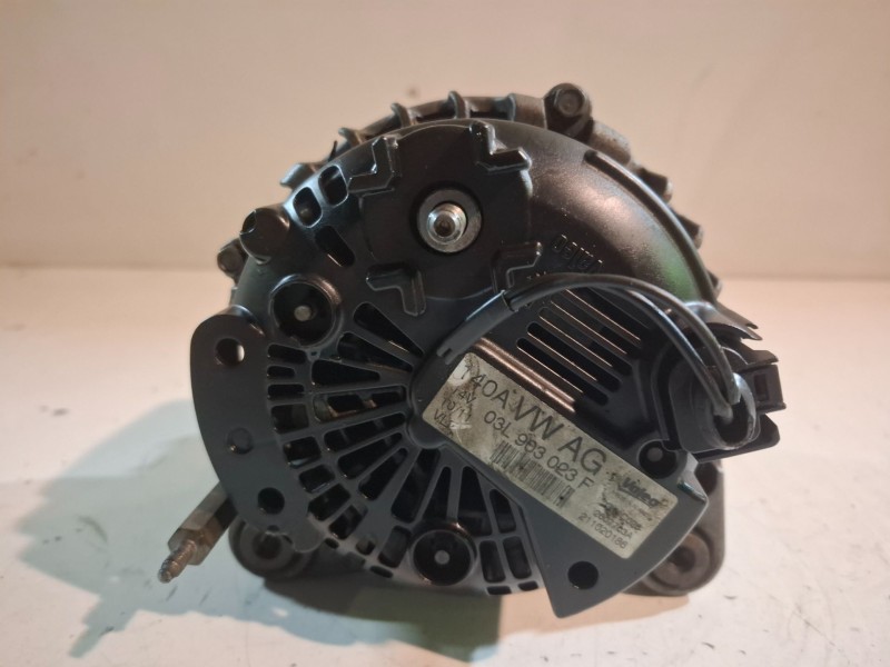 Recambio de alternador para seat leon (1p1) cayc referencia OEM IAM 03L903023F  