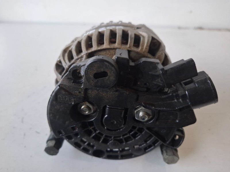 Recambio de alternador para peugeot partner tepee 9hw referencia OEM IAM   