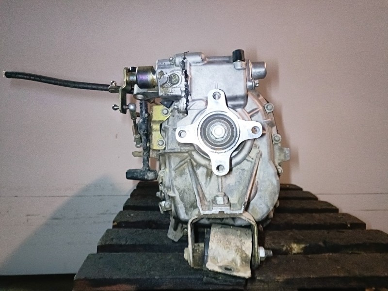 Recambio de caja cambios para mercedes-benz sprinter furgón 612981 referencia OEM IAM 711620  