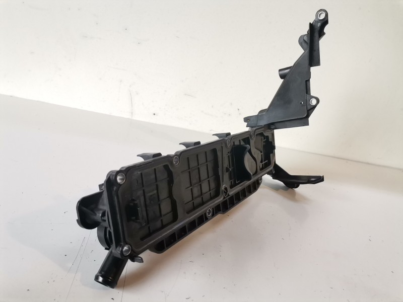 Recambio de tapa balancines para citroen ds4 9hr referencia OEM IAM 9688939180  