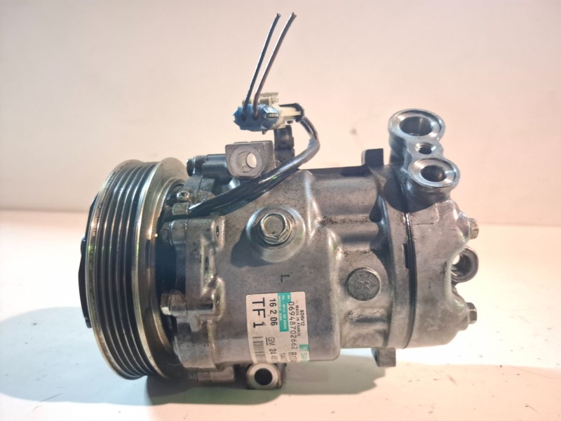 Recambio de compresor aire acondicionado para opel corsa c z12xep referencia OEM IAM 24461719  