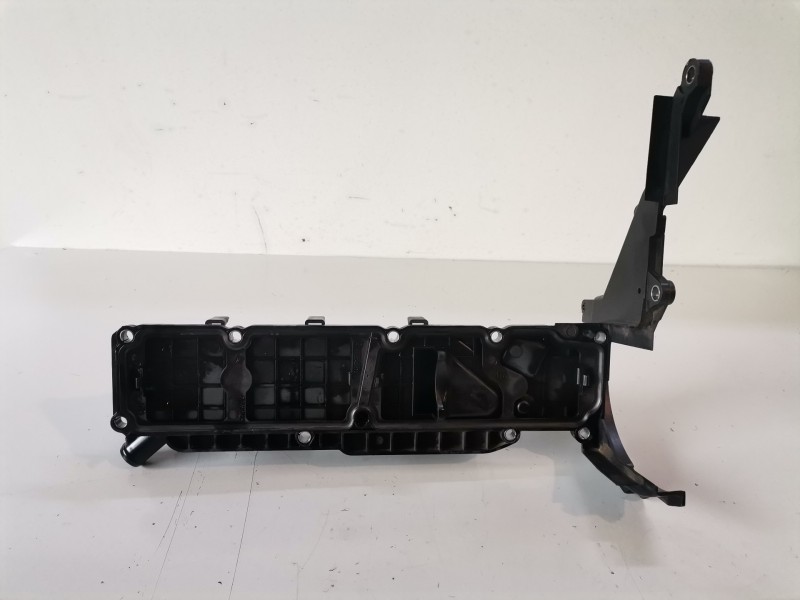 Recambio de tapa balancines para citroen ds4 9hr referencia OEM IAM 9688939180  
