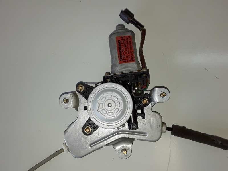 Recambio de elevalunas trasero derecho para ssangyong rexton d27dt referencia OEM IAM 8810008011RH  