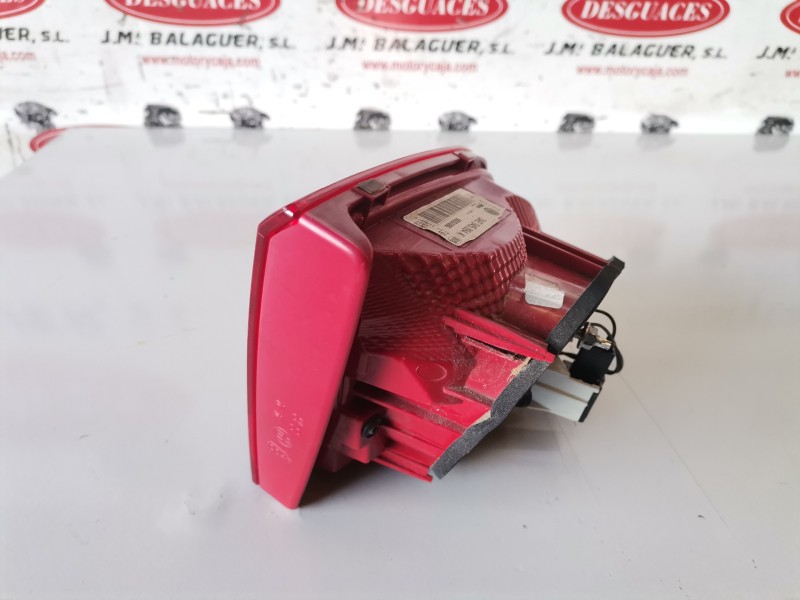 Recambio de piloto trasero derecho para volkswagen passat berlina (362) cffb referencia OEM IAM 3AE945094K  