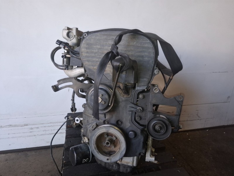 Recambio de motor completo para hyundai trajet (fo) g4jp referencia OEM IAM G4JP  