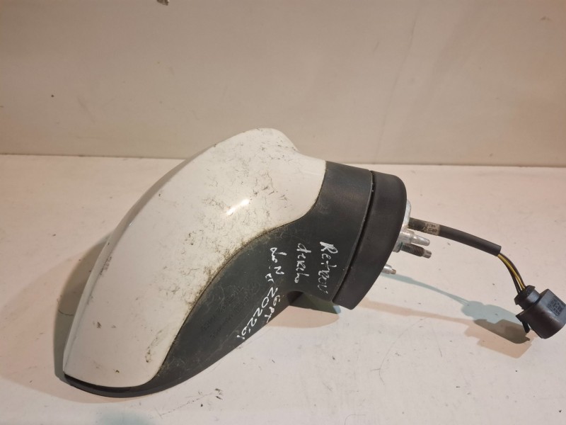 Recambio de retrovisor derecho para seat leon (1p1) cayc referencia OEM IAM   