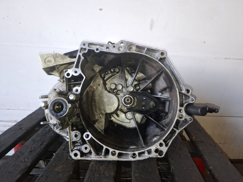 Recambio de caja cambios para citroen c4 picasso 9hy referencia OEM IAM 20DM69  