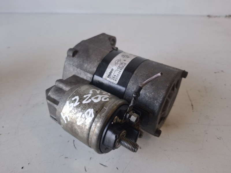 Recambio de motor arranque para renault twingo ii d4f770 referencia OEM IAM TS8E6  
