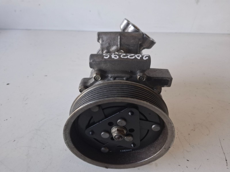 Recambio de compresor aire acondicionado para renault twingo ii d4f770 referencia OEM IAM 8200819568B  