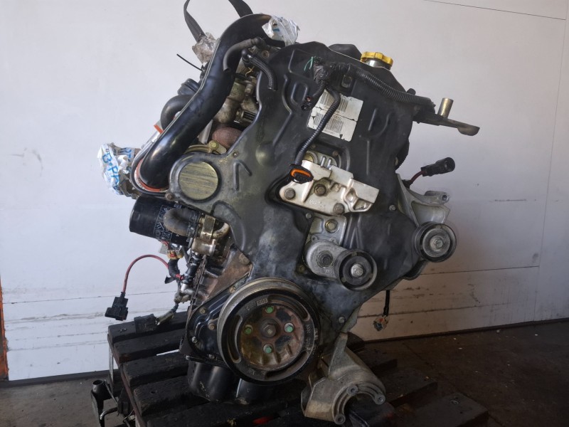 Recambio de motor completo para chrysler voyager (rg) vm07c referencia OEM IAM VM07C  