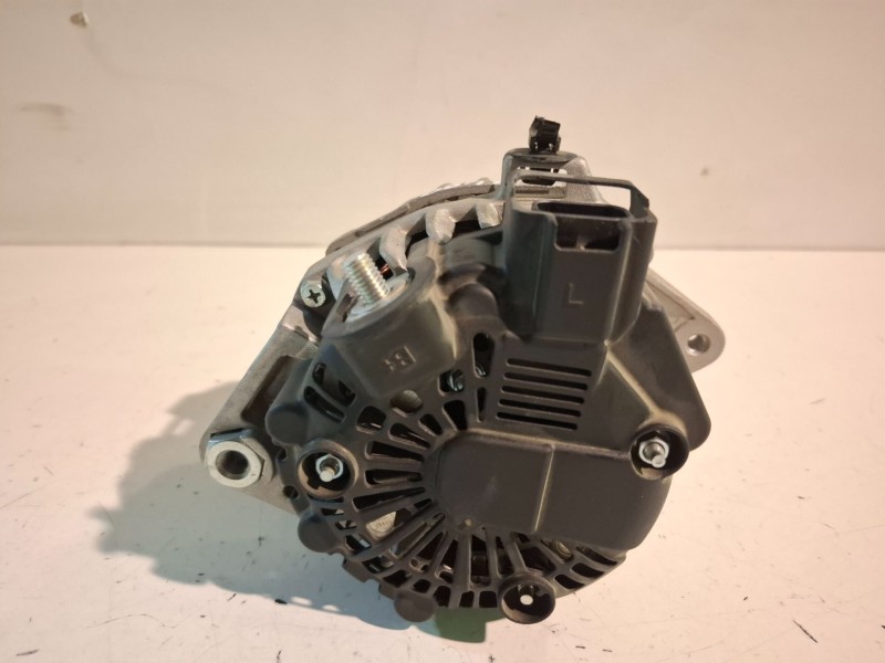 Recambio de alternador para hyundai i30 (fd) g4fa referencia OEM IAM   