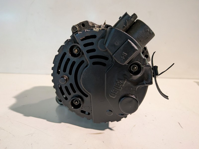 Recambio de alternador para citroen saxo kfw referencia OEM IAM 9638276380  