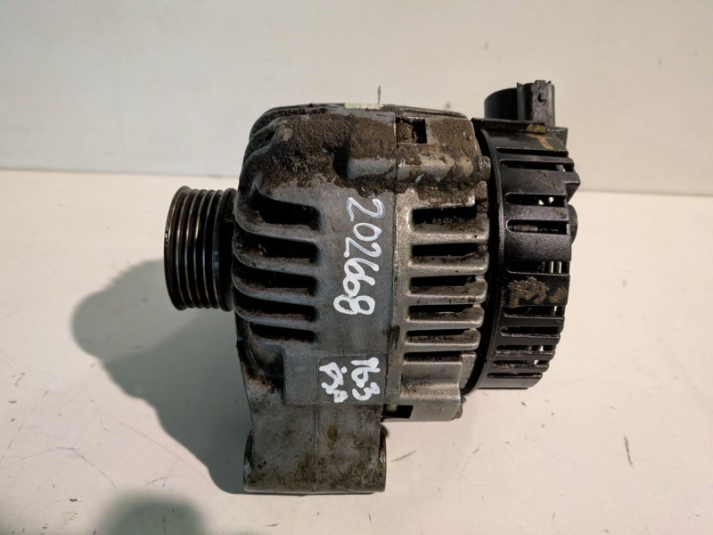 Recambio de alternador para citroen saxo kfw referencia OEM IAM 9638276380  