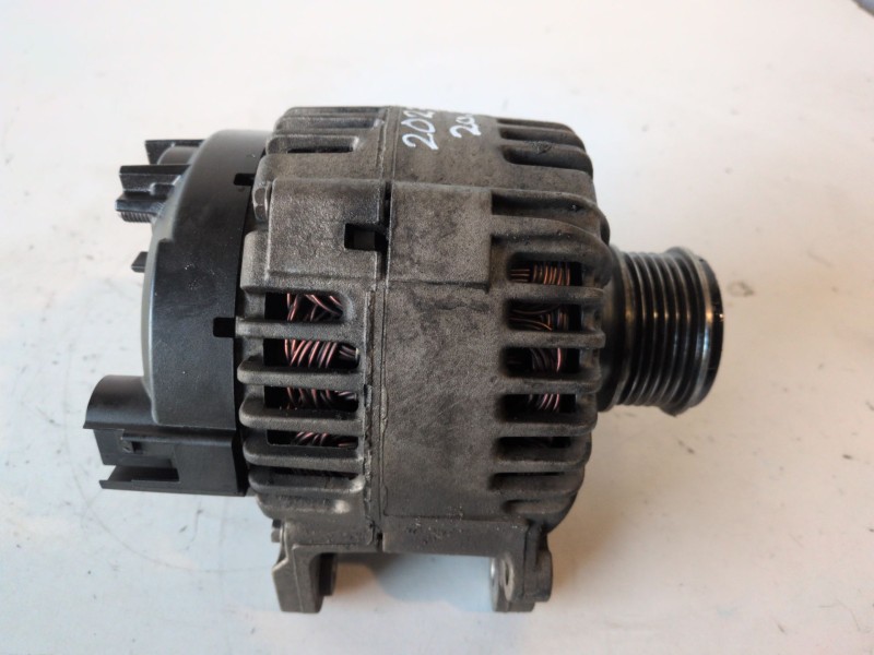 Recambio de alternador para skoda octavia berlina (1z3) bjb referencia OEM IAM 06F903023C  