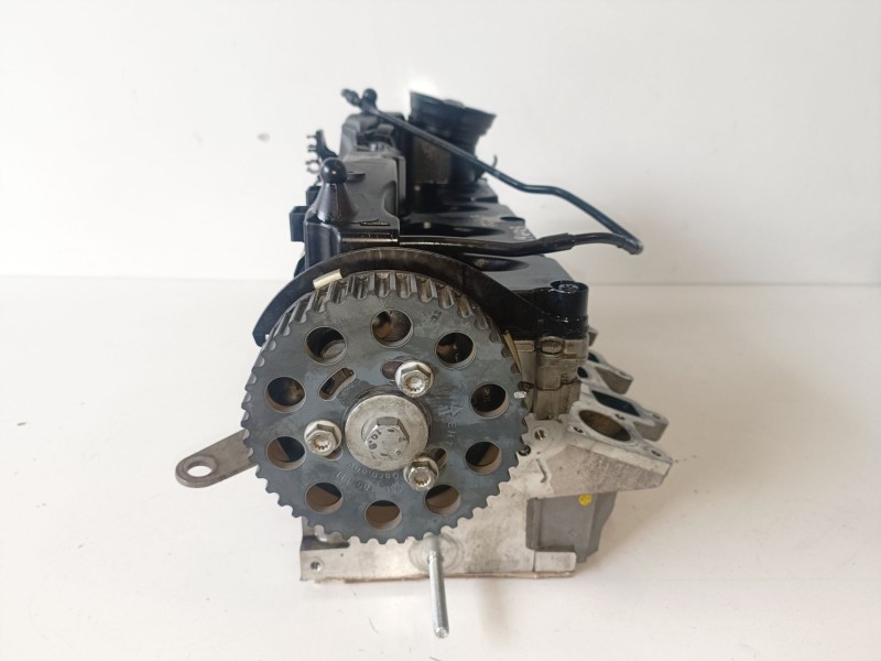 Recambio de culata para volkswagen passat cc (357) cffb referencia OEM IAM R03L103373J  