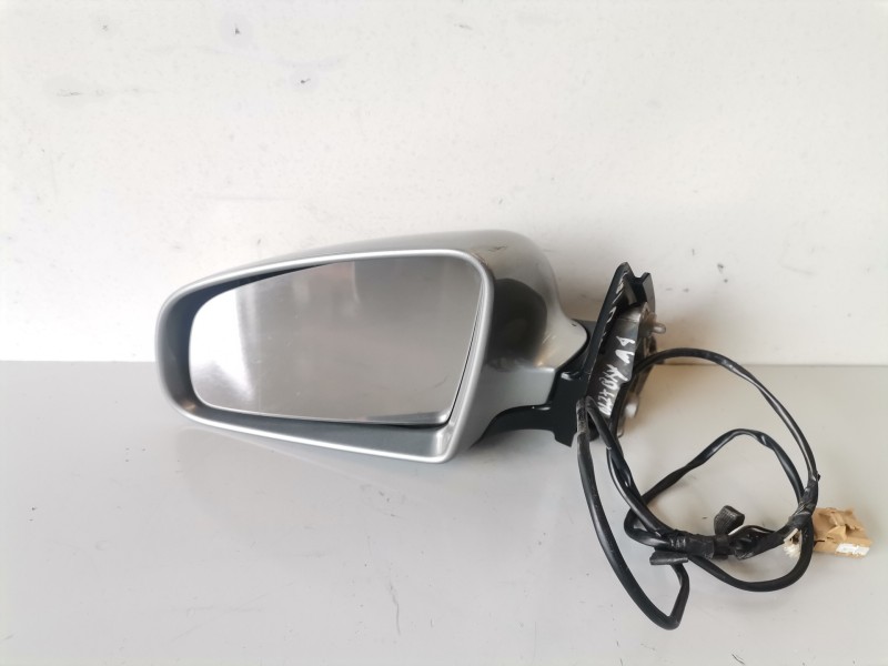 Recambio de retrovisor izquierdo para audi a4 berlina (8e) avf referencia OEM IAM   