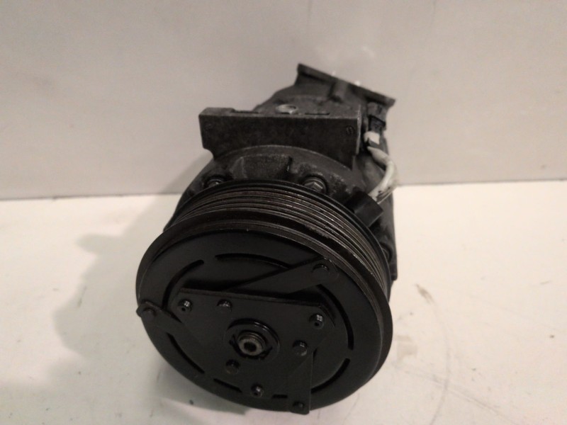 Recambio de compresor aire acondicionado para renault trafic ii furgón m9r782 referencia OEM IAM 8200454172E  