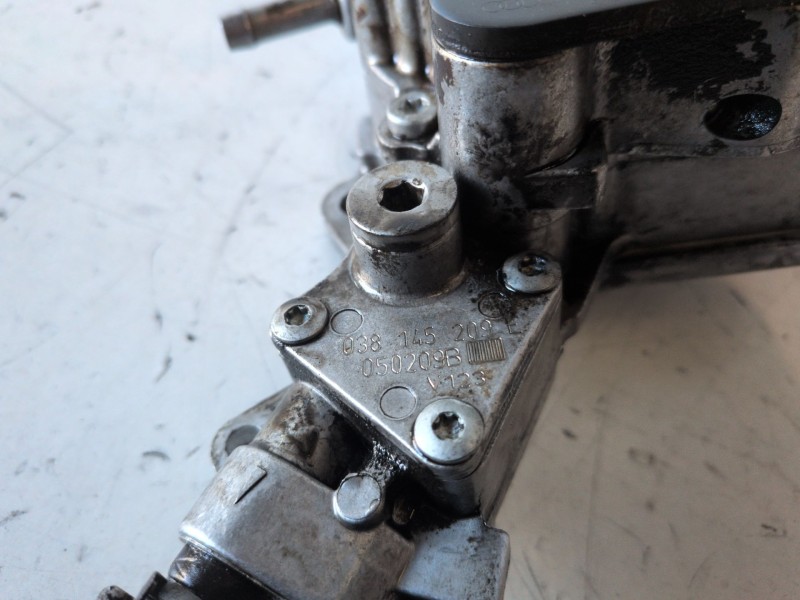 Recambio de depresor freno / bomba vacio para skoda octavia berlina (1z3) bjb referencia OEM IAM 038145209E  