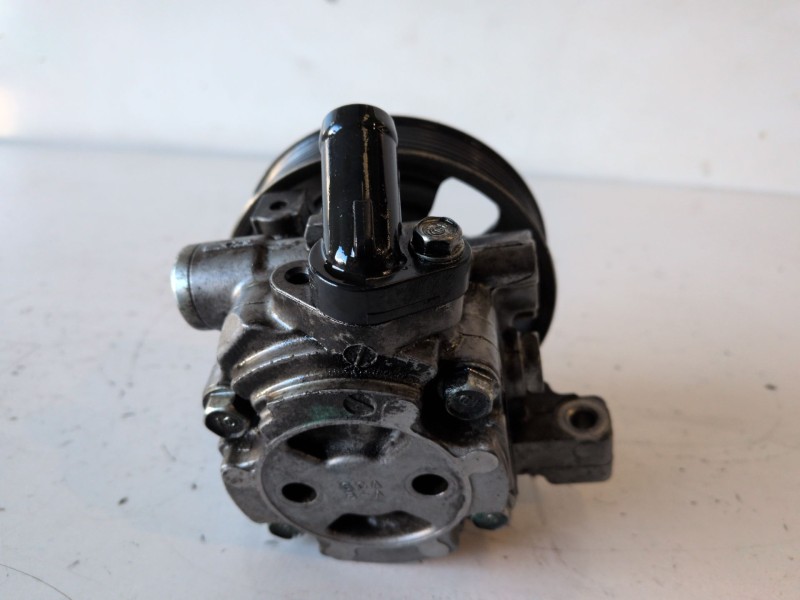 Recambio de bomba direccion para honda cr-v (re) n22a2 referencia OEM IAM 543112F  
