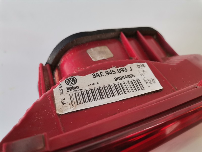 Recambio de piloto trasero izquierdo para volkswagen passat berlina (362) cffb referencia OEM IAM 3AE945093J  
