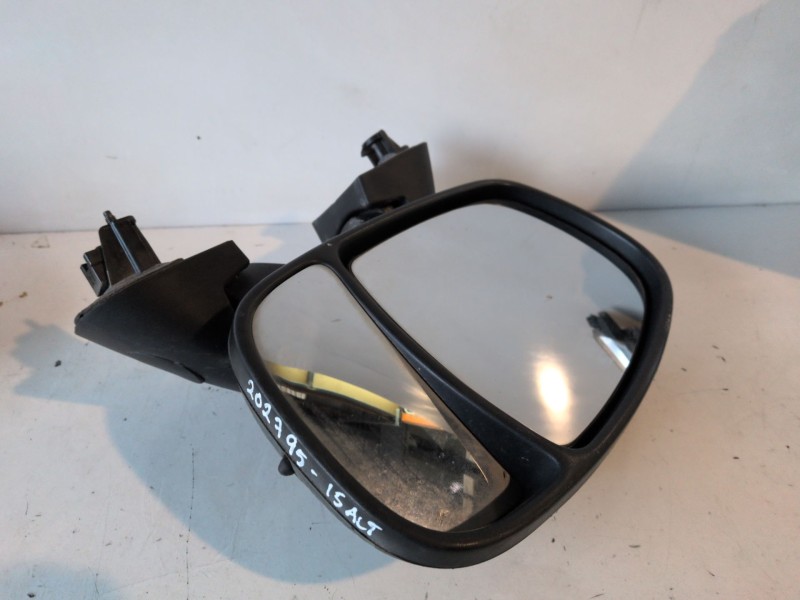 Recambio de retrovisor derecho para renault trafic ii furgón g9u730 referencia OEM IAM   