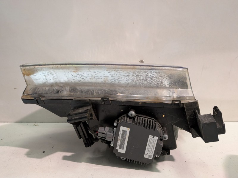 Recambio de faro izquierdo para nissan x-trail (t30) yd22 referencia OEM IAM   