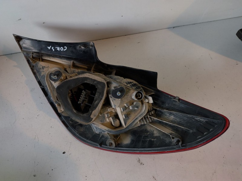 Recambio de piloto trasero izquierdo para opel corsa d z14xep referencia OEM IAM   