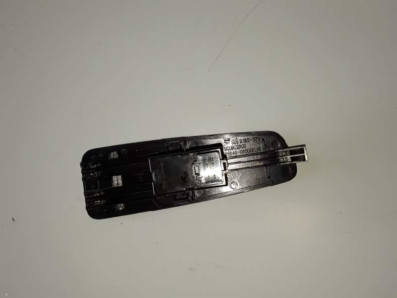 Recambio de mando elevalunas trasero izquierdo para ssangyong rexton d27dt referencia OEM IAM 96190777  