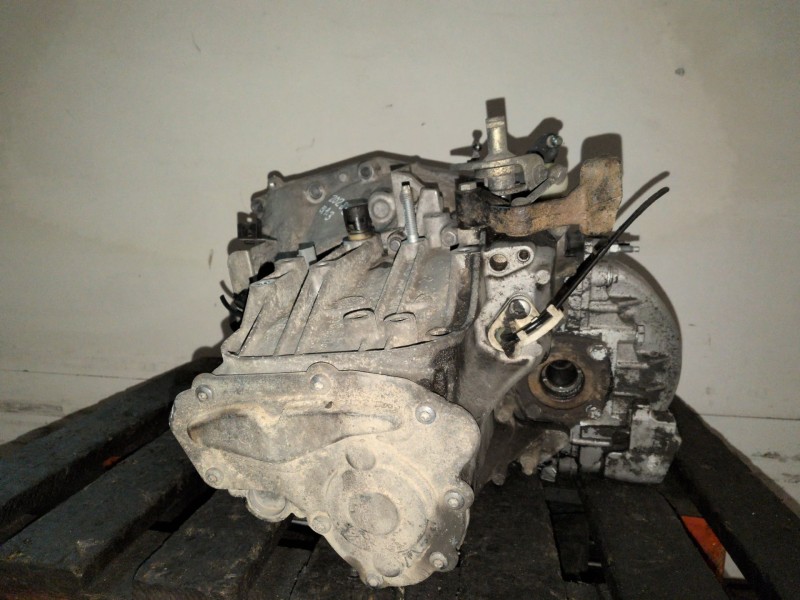 Recambio de caja cambios para peugeot 407 sw rhr referencia OEM IAM 20MB17  