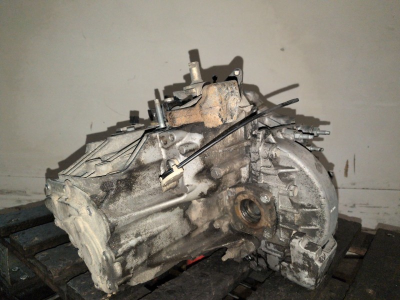 Recambio de caja cambios para peugeot 407 sw rhr referencia OEM IAM 20MB17  