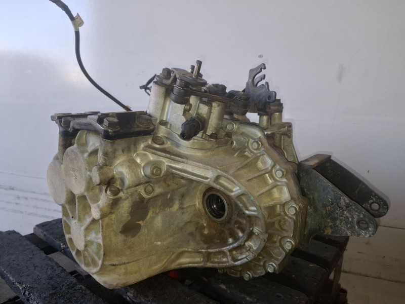 Recambio de caja cambios para hyundai sonata (nf) d4ea referencia OEM IAM   